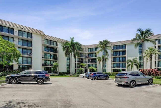 Building Photo - 1101 River Reach Dr