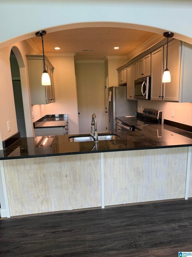 Building Photo - 4415 Lennox Pl