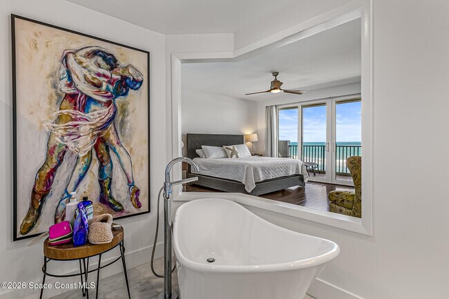 Building Photo - 7415 Aquarina Beach Dr