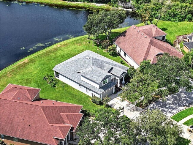 Building Photo - 10725 Banfield Dr