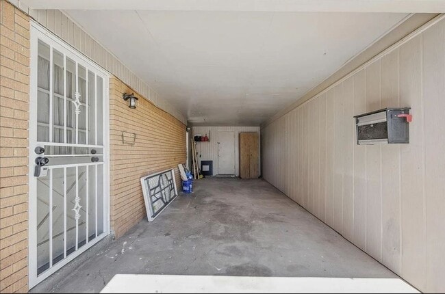 Building Photo - 5201 Capistrano Dr