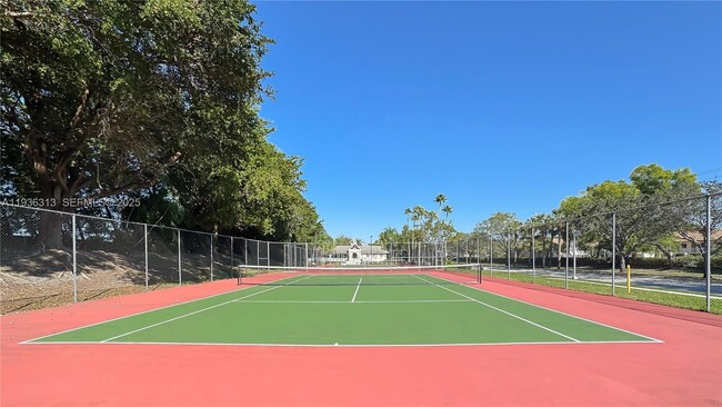 Building Photo - 7818 Dixie Beach Cir