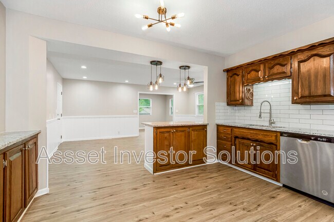 Building Photo - 9109 Goddard