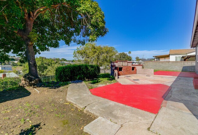 Building Photo - 4028 Casita Way