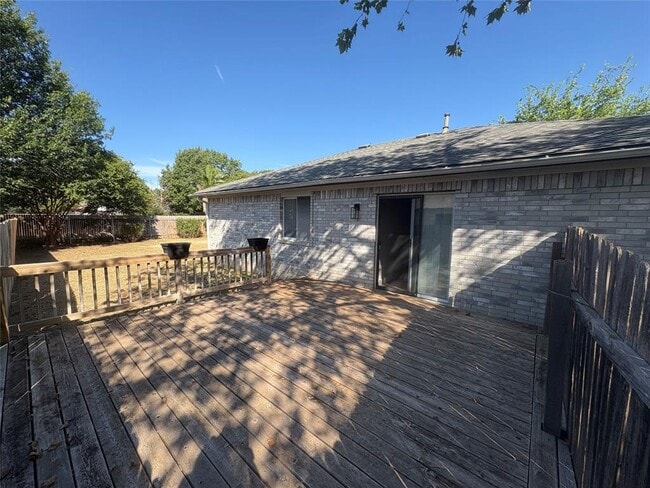 Building Photo - 1207 Shaun Dr