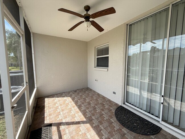 Building Photo - 2843 Thaxton Dr