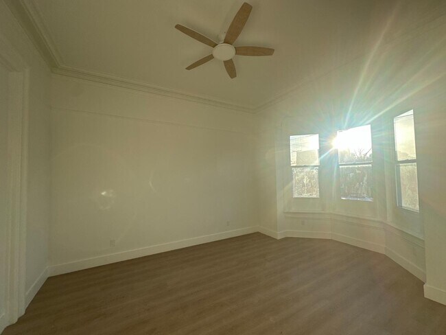 Building Photo - 3238 Adeline St