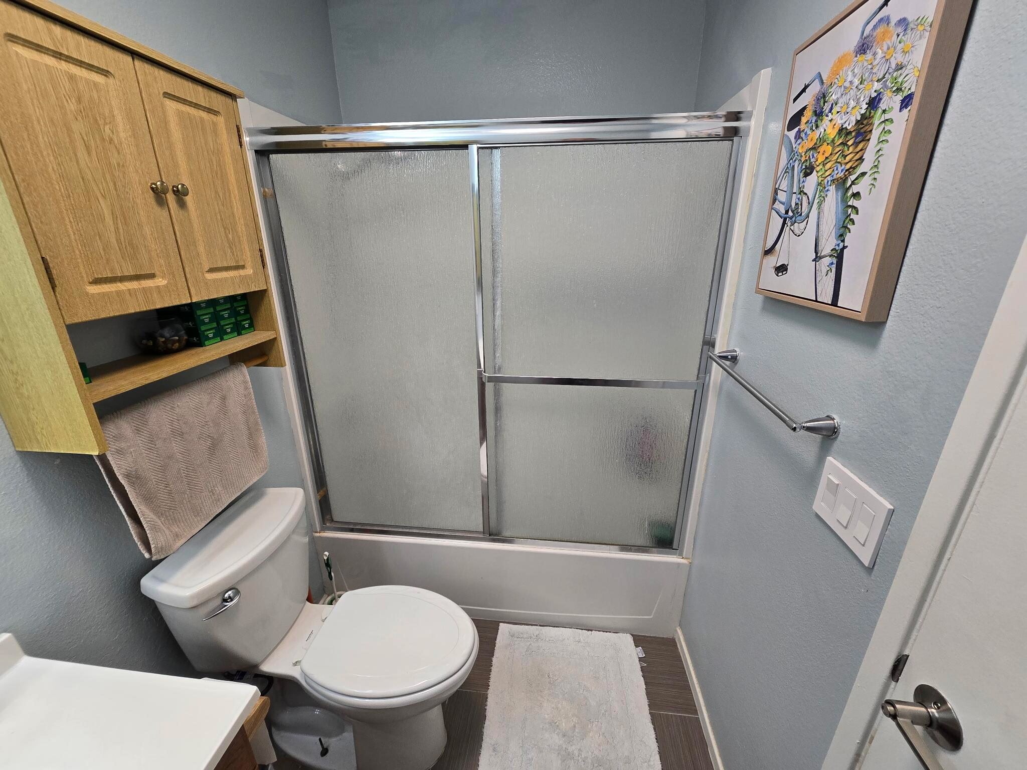 Building Photo - 1811 E Grand Ave