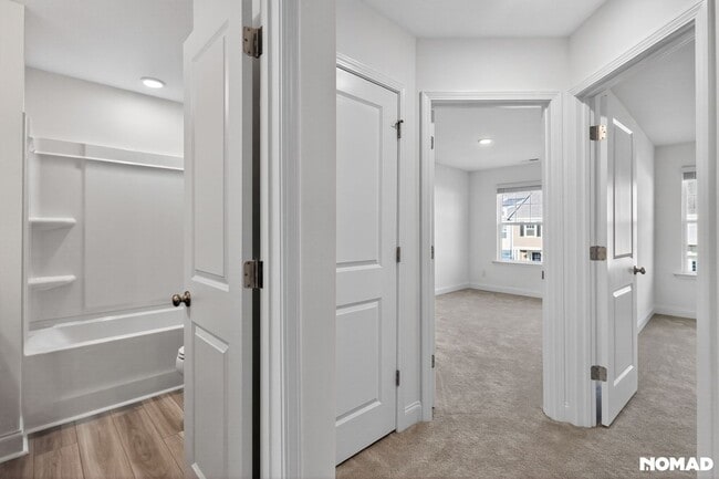 Building Photo - 818 Kensley Grv Ln