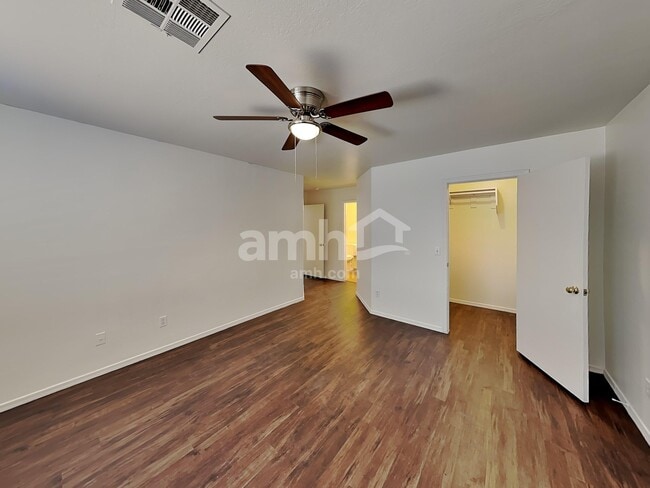 Building Photo - 15030 N 150th Ln