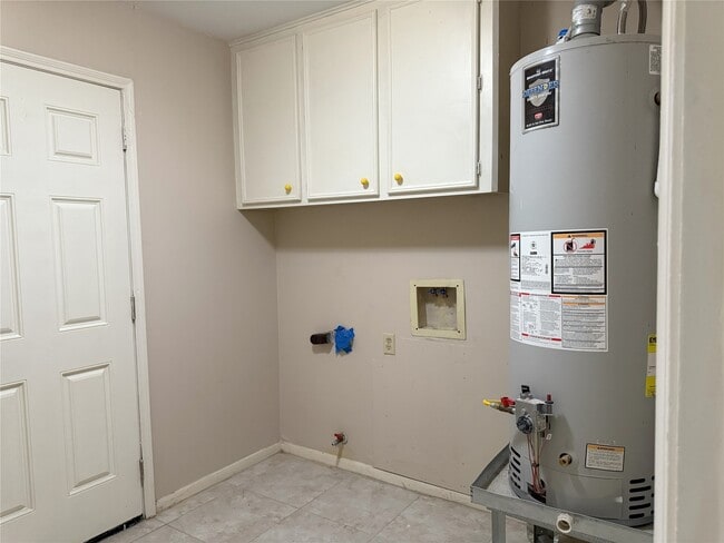 Building Photo - 13430 Exton Ln