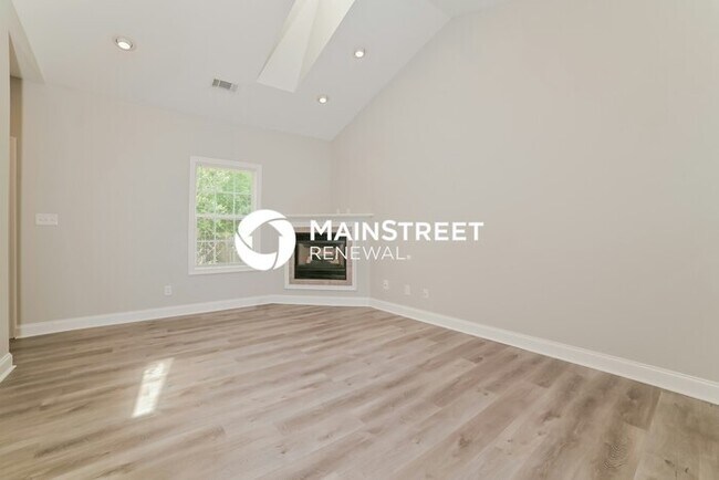 Building Photo - 3 Bedroom Pet-Friendly Home in Corryton, TN with Main Street Renewal