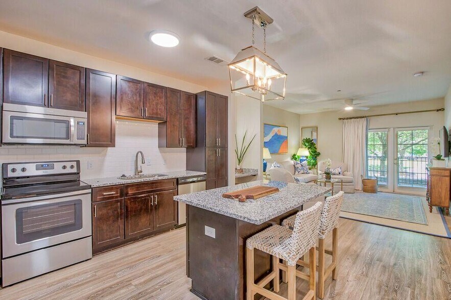 Simmons Park 211 River Landing Dr Daniel Island SC 29492 Apartment