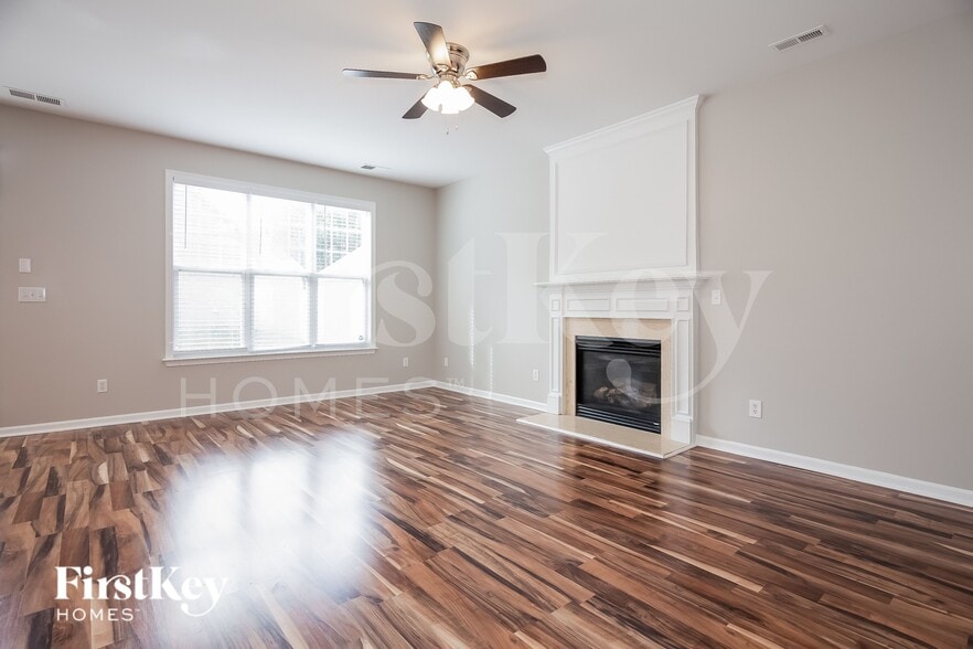 Building Photo - 7523 Coastal Way