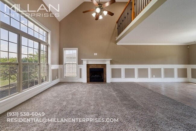 Building Photo - Charming All-Brick Home with In-Ground Poo...