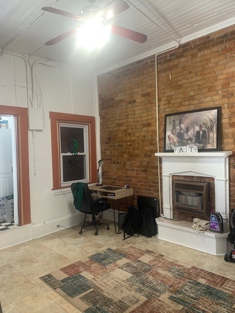 Building Photo - 40 N Court St