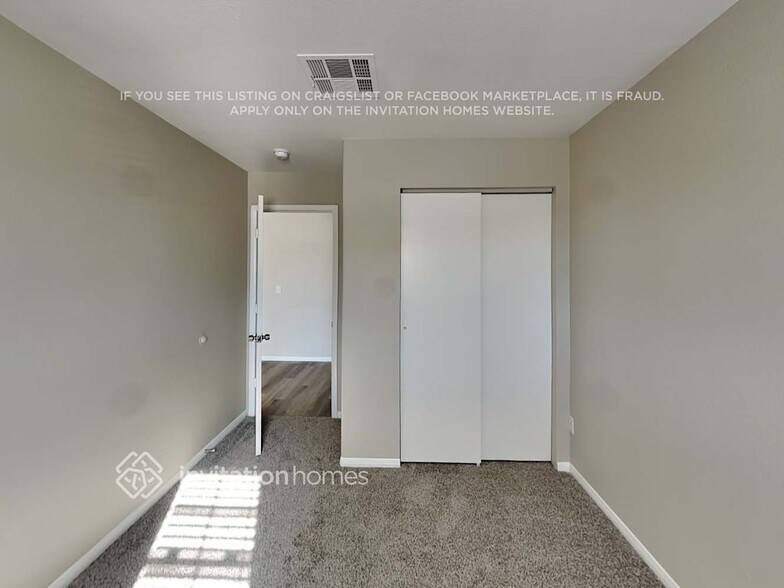 Building Photo - 8748 W Majestic Pine Ave