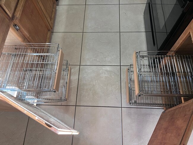 Building Photo - 312 Spring Branch Ln