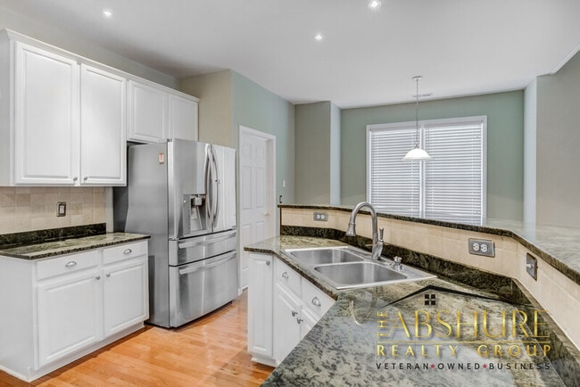 Building Photo - 9028 Stoney Run Dr