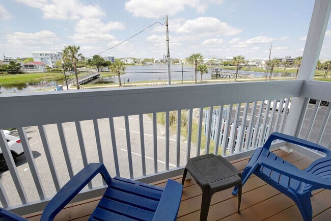 Building Photo - 606 Carolina Beach Ave S