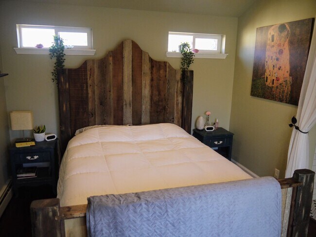 Building Photo - Move In Ready in Desirable Reno Neighborhood
