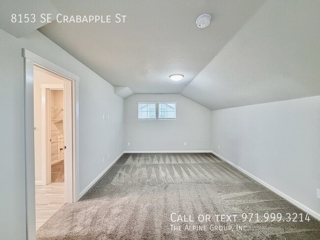 Building Photo - 8153 SE Crabapple St