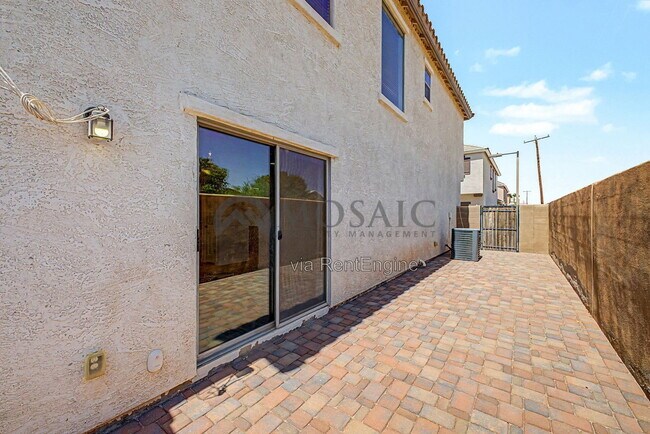 Building Photo - 599 S Buena Vista Ct