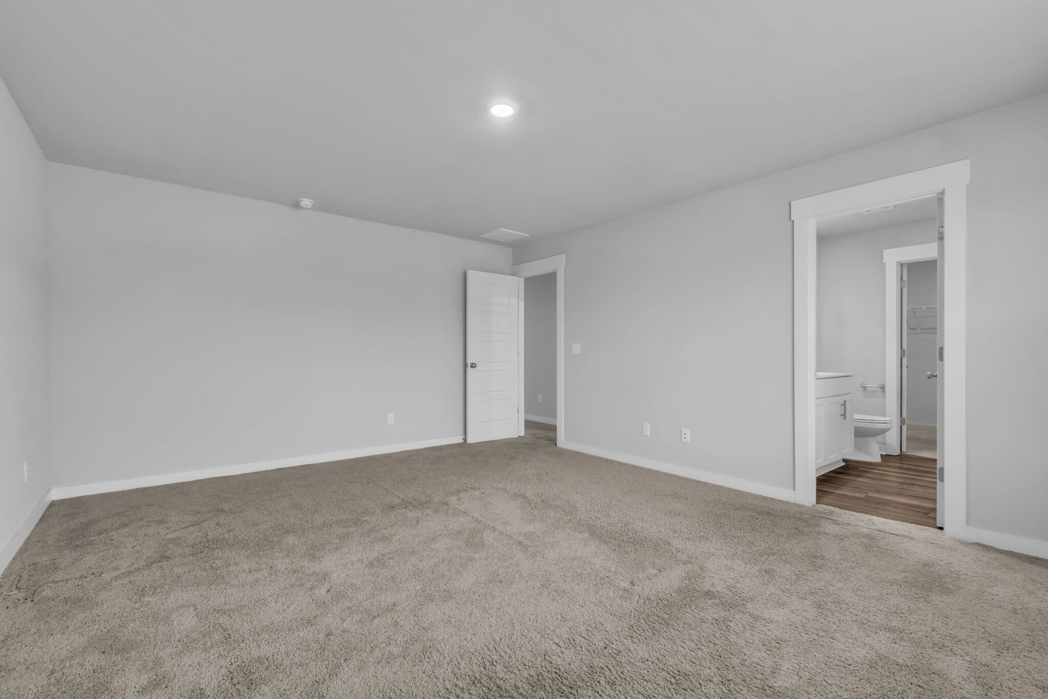 Building Photo - 1020 Baltusrol Ln