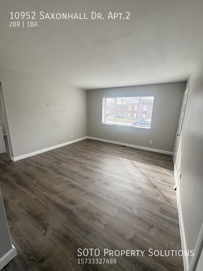 Building Photo - 10952 Saxonhall Dr