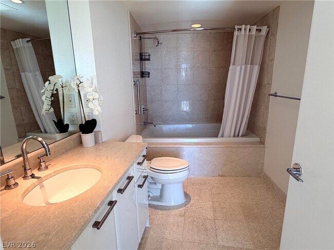 Building Photo - 322 Karen Ave