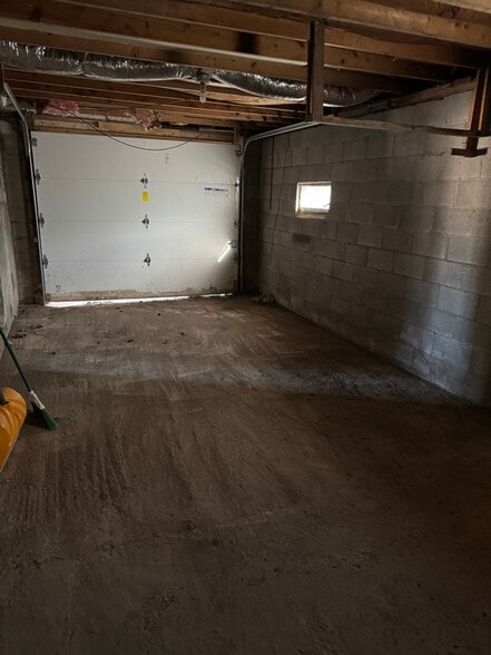 Building Photo - 115 Marshall St