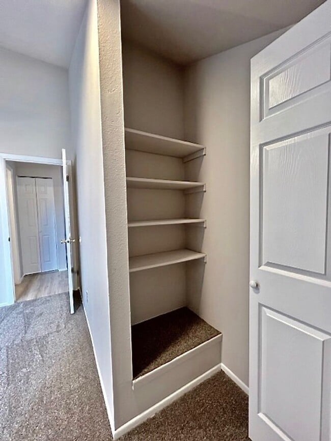 Building Photo - 3 Bed/1.5 Bath Quail Creek Condo