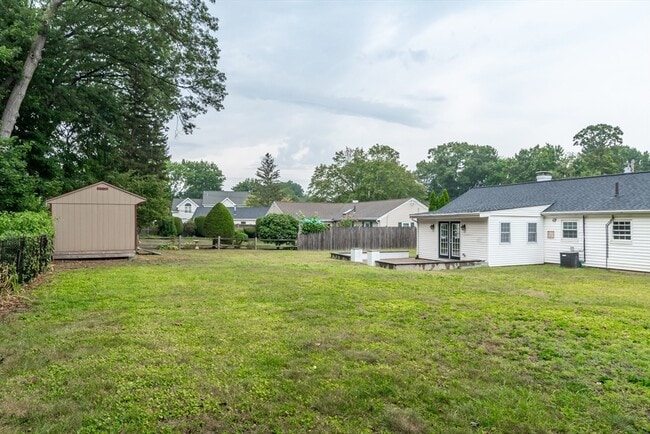 Building Photo - 22 Wethersfield Rd