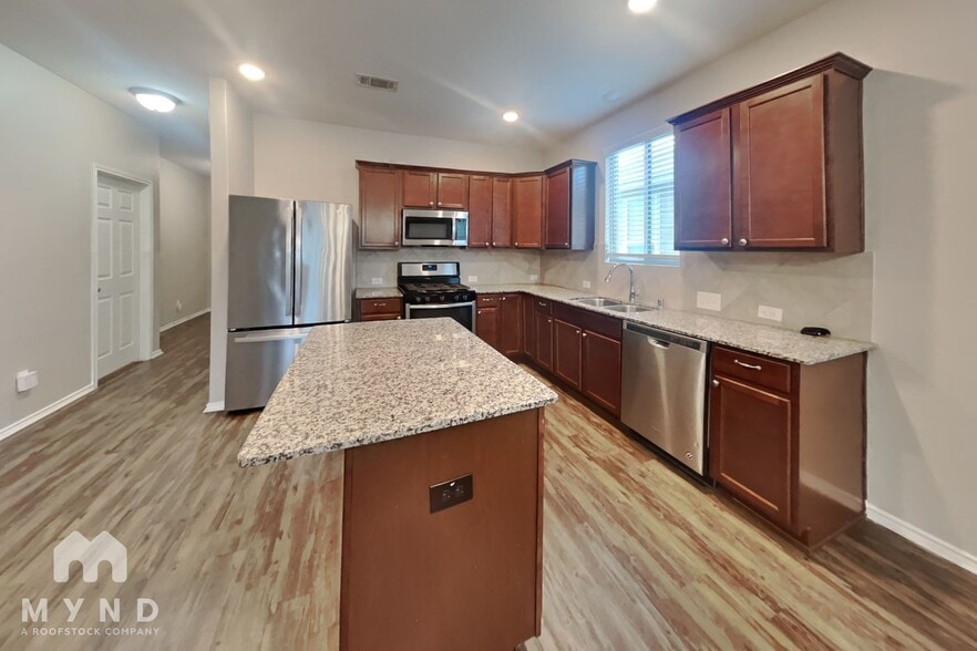 Building Photo - 4323 S Amber Ruse Ct