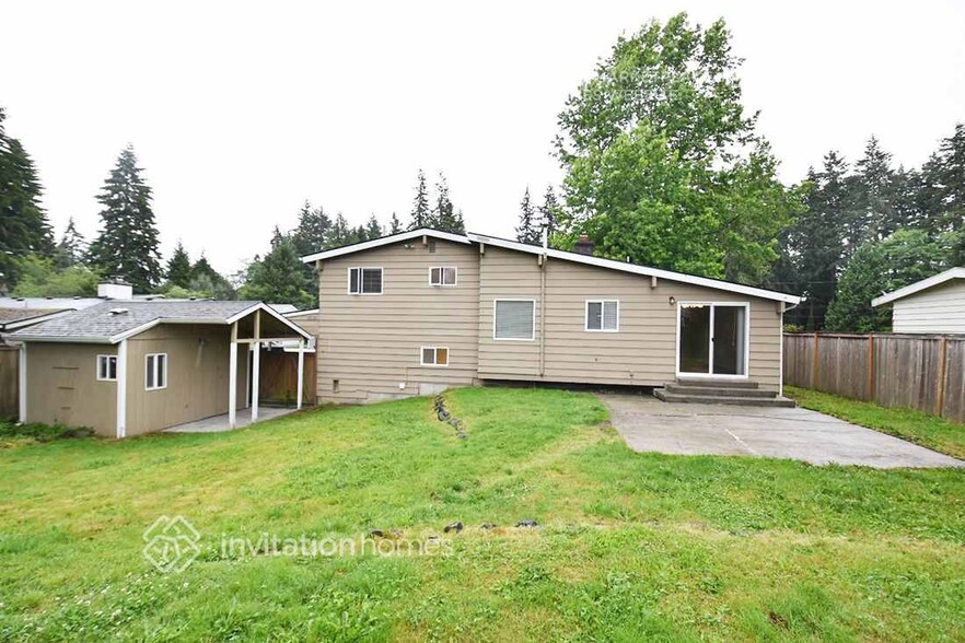 Building Photo - 5305 193rd Pl SW