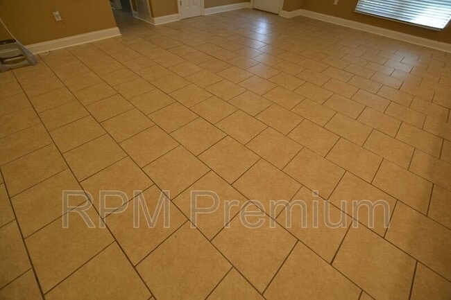 Building Photo - 3552 Platt Dr