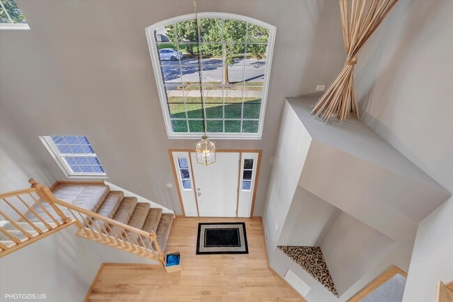 Building Photo - 24525 Champion Dr