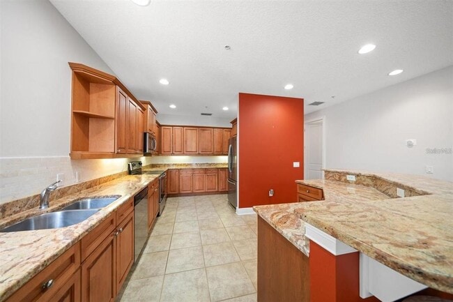 Building Photo - 1030 Bellasol Way