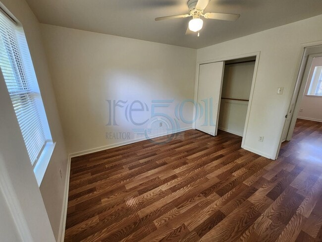 Building Photo - 29 Brookview Dr