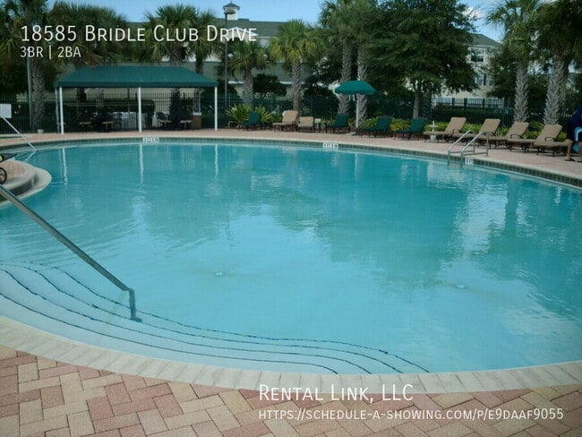 Building Photo - 18585 Bridle Club Dr