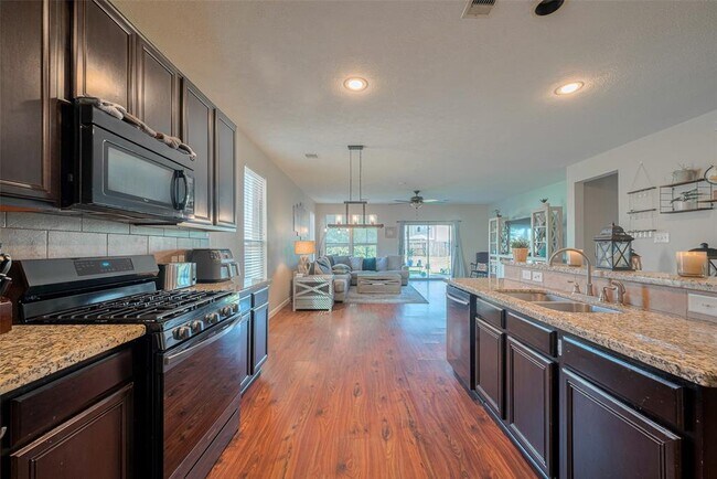 Building Photo - 4323 N Vineyard Meadow Ln