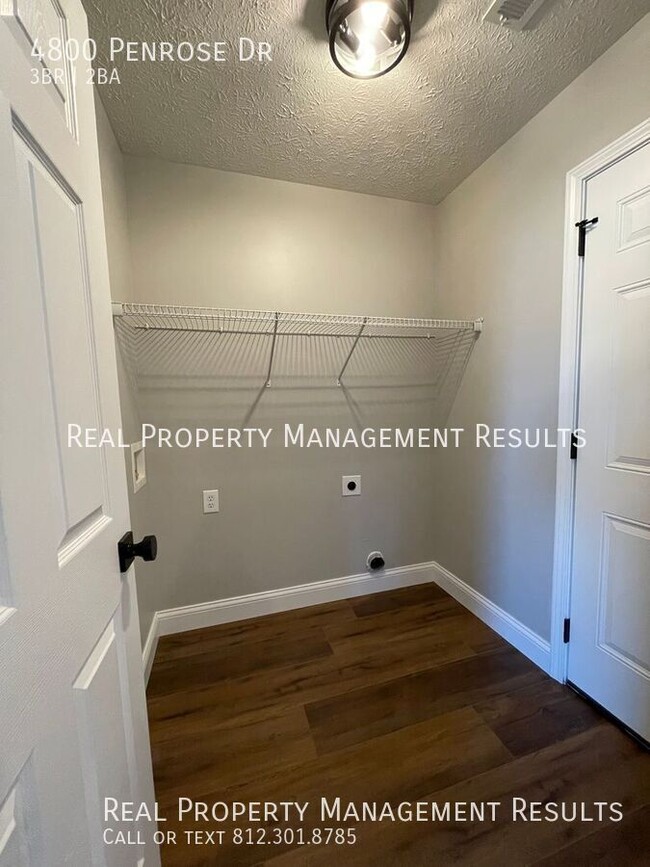 Building Photo - 4800 Penrose Dr