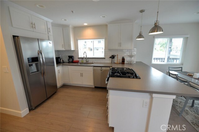 Building Photo - 259 Avenida Granada