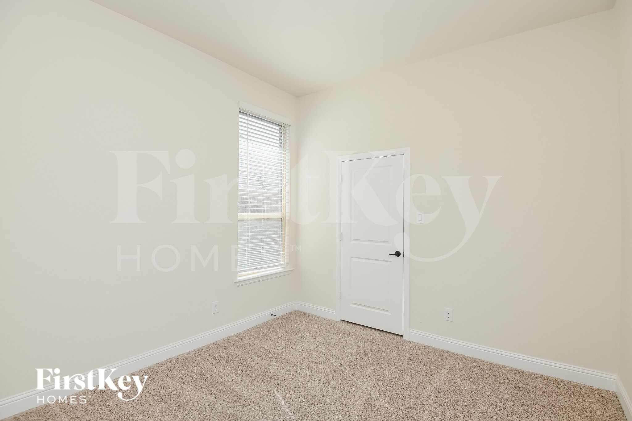 Building Photo - 15229 Holly Bay Ct