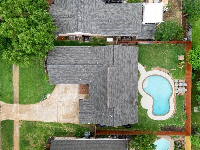 Building Photo - 1023 Hidden Canyon Rd