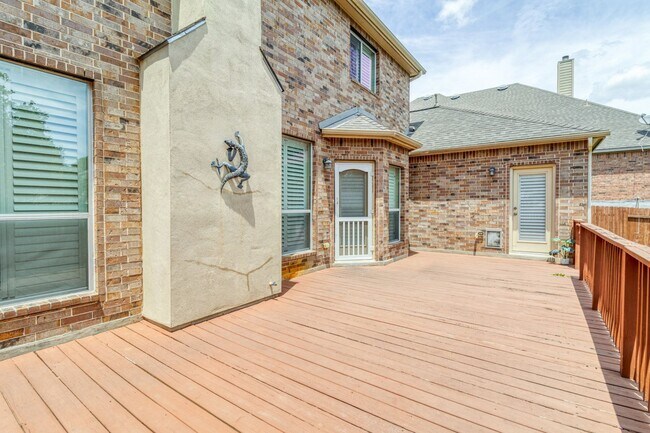 Building Photo - 8707 Roswell Ridge