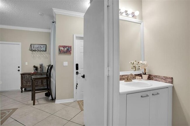 Building Photo - 2188 Salerno Cir