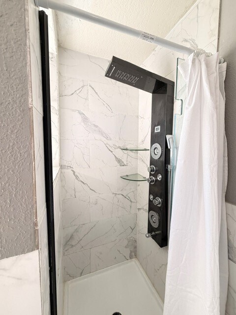 Building Photo - 2602 Shark Cir