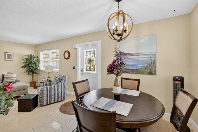 Building Photo - 202 Bedford St