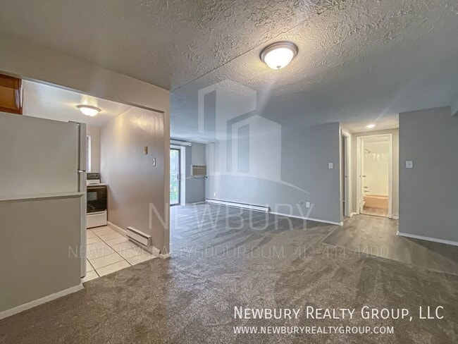 Building Photo - 1459 Poplar St